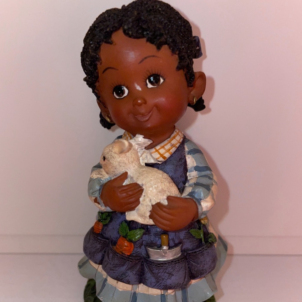 “Angels Light The Way” Figurine